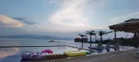 Real home Hotel - 인피니티 풀