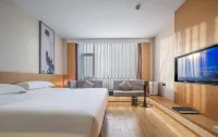 M Hotel (Great Wall North Street store, Xushui, Baoding) Hotell i Xushui
