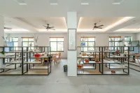 It's reported that you have a home stay on the rooftop