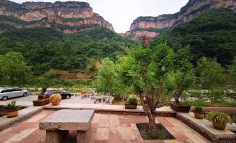 Linzhou Banmen Shifu Homestay