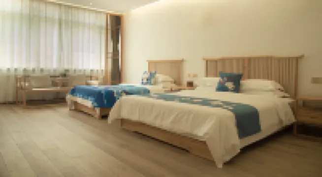 Zhimi Mountain Residence Tourist Resort