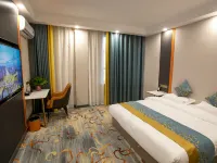 Dunhuang Xingzi Hotel (Shazhou Night Market) Hotels in Dunhuang