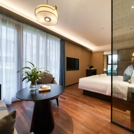 Landison Hotel Linan