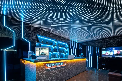 Yueta X Electro-sports Hotel (Shenzhen East Gate International Trade Subway Station)