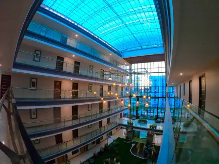 Vsk Residence Отели рядом с достопримечательностью «The Holy Infant Jesus Church»