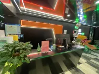 Snail    Esports  Hotel