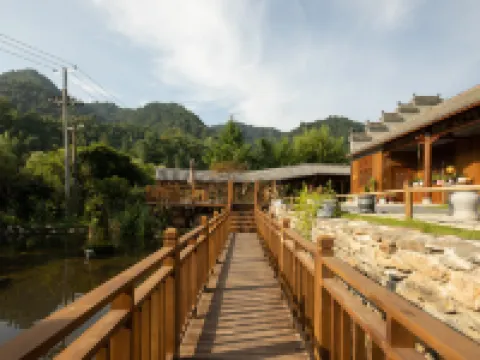 Floral Hotel·Yunshan Yue Hotel (Liuba Branch) โรงแรมในหลิวปา