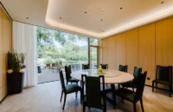 Floral Lux Hotel·Tai'an Shui'an Qingliu Hotel