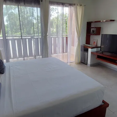 Yellow Mango Resort Bohol