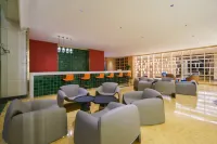 Linyi Kaleston International Hotel Hotels in Lincang