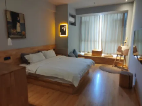 Laizhou Jinhe Light Luxury Hotel (Wantong Building Materials Wholesale Market)