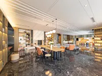 Atour Hotel (Jinan Gongye South Road CBD) Hotels near Li Cheng