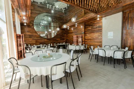 Wenzhou Pinhai Zuoshe Hotel Отели рядом с достопримечательностью «Wanghai Tower»