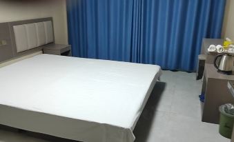 Siyang Quanzhijia Hotel (Baji Industrial Park)