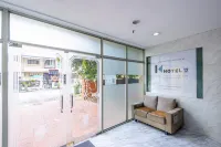 K Hotel 12 Các khách sạn gần K21 Department Store