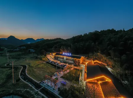 Lu'an Huoshan Guiyuan Homestay Отели в г. Хошань