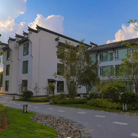 ZhongCheng Mountain Villc