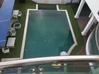 De Brit Hotel - Pools