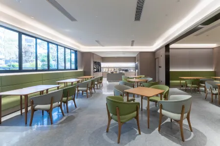 JI Hotel (Gutian Cuipinghu Binhe Xi Road)