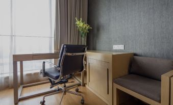 Sung Pavilion High Altitude River View Hotel (Guangzhou Pazhou Convention and Exhibition Hotel)