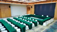 Yunmeng Lu Lake Resort Hotel