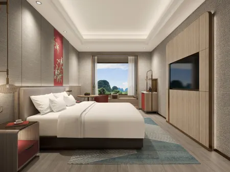 Yicheng Hotel (Guilin Liangjiang Sihu East and West Lane)