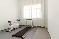 PK e-sports hotel (Xiamen Cruise Center Xiagu Wharf)