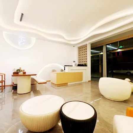 Yichen You She Hotel (Mengding Sino-Myanmar Street Branch)