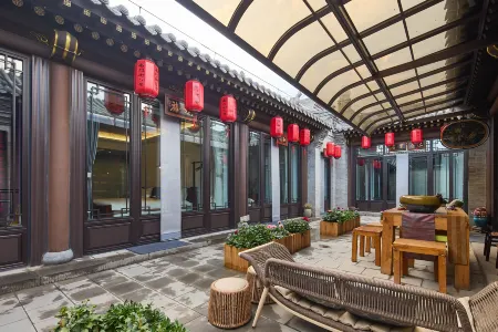 Floral Hotel·South Gate Street Hotel Отели рядом с достопримечательностью «Drum Tower»