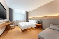 艾維汀酒店（臨沂大學國際博覽中心店） 鄰近臨沂大學外國語學院的酒店