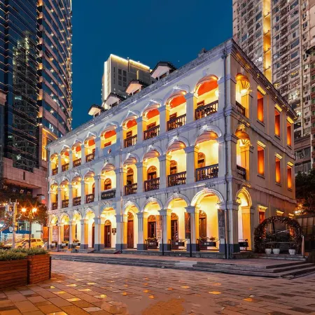 FF Hotel (Chongqing Jiefangbei Pedestrian Street Store)