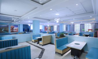 Minfeng Super 8 Hotel