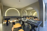 Romantic Season Middle Street Hotel (Shenyang Zhongjie Palace Museum Joy City Store) - breakfast