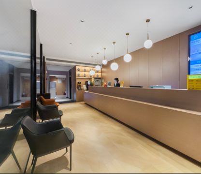 2. 메이투 호텔..