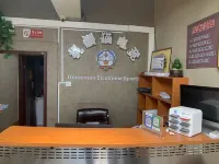 Robot Cat E-sports Hotel (Fanyang West Road Branch)