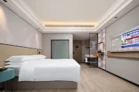 Borrman Hotel (Dongfang Cultural Plaza Railway Station)