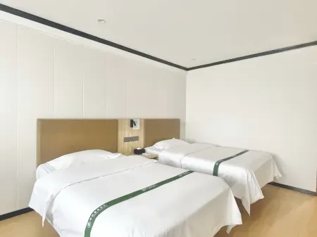 GreenTree Inn Express Hotel GreenTree Inn (Sanming Shaxian People's Government Front Square)