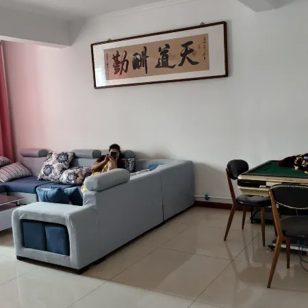 Qapqal Mumu Inn