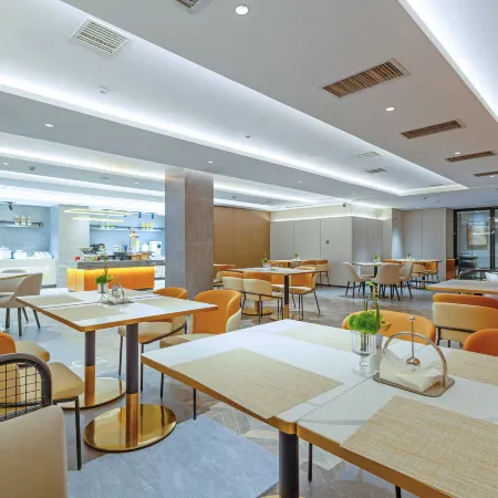Home Selection Hotel (Aksu Branch)