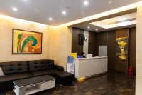 Yunqi Hotel (Commercial Street)
