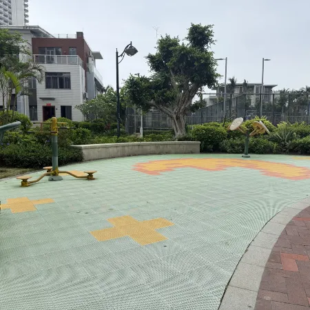 Hailing Island Whale Resort Hotel (Nimble Golden Coast)