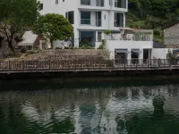 Yiyu Mubai (Tiantai Tongbai Palace) Hotels in Tiantai County