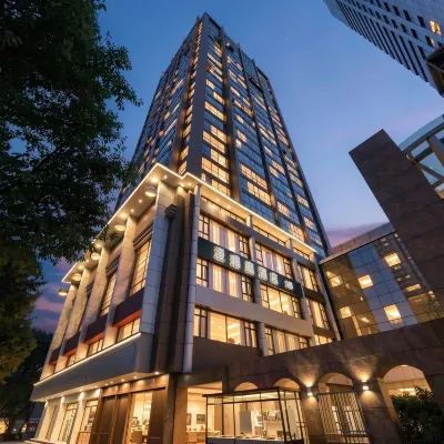 重慶漫瑞庭假日酒店（解放碑七星崗地鐵站店） 鄰近七星岗的酒店