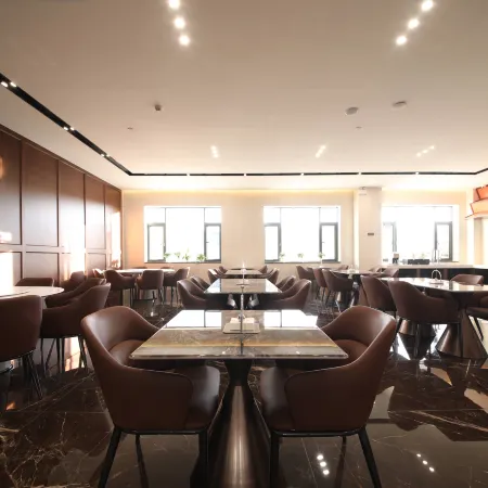 Enmont Hotel (Gaize, Ngari)