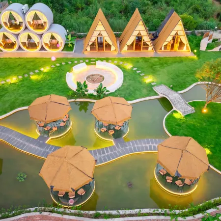 Huahangyu Hotel (Xingping 20 Yuan Scenic Area)