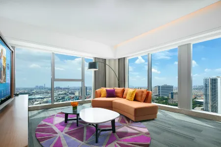 Hampton by Hilton Zhongshan Xiaolan Отели рядом с достопримечательностью «Xiaolangang International Huogui Shipside»