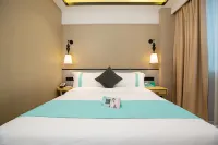Xana Lite Hotel (Zhengzhou Longhai East Road Zhongyuan International Expo Center) Hotels in Weilai Road Area