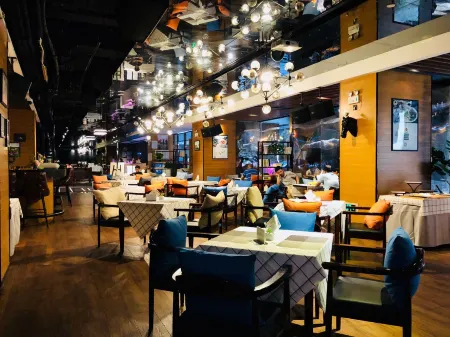 Likto Hotel (Guangzhou Taojin Metro Station) Отели рядом с достопримечательностью «Mao Zedong's Former Residence Relic Site»