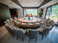 โรงแรมไลท์ หลินเจียหยวน โรงแรมในเหลยป่อ