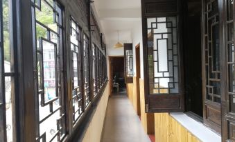 Long Yue Hotel